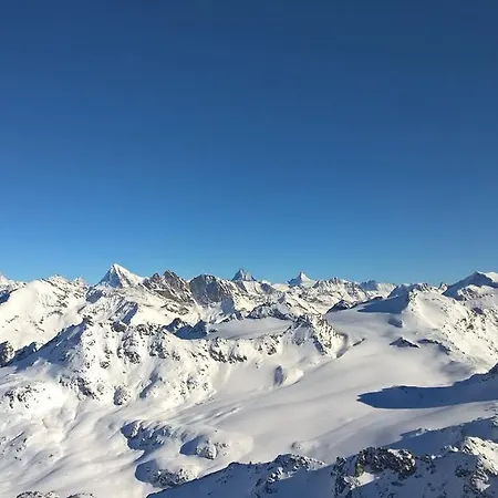 Rodasia アパート *